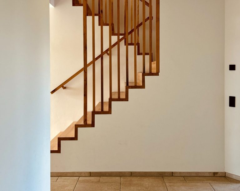 Landhaus Eingang Holztreppe Holztreppe Naturstein Eingang Landhausstil